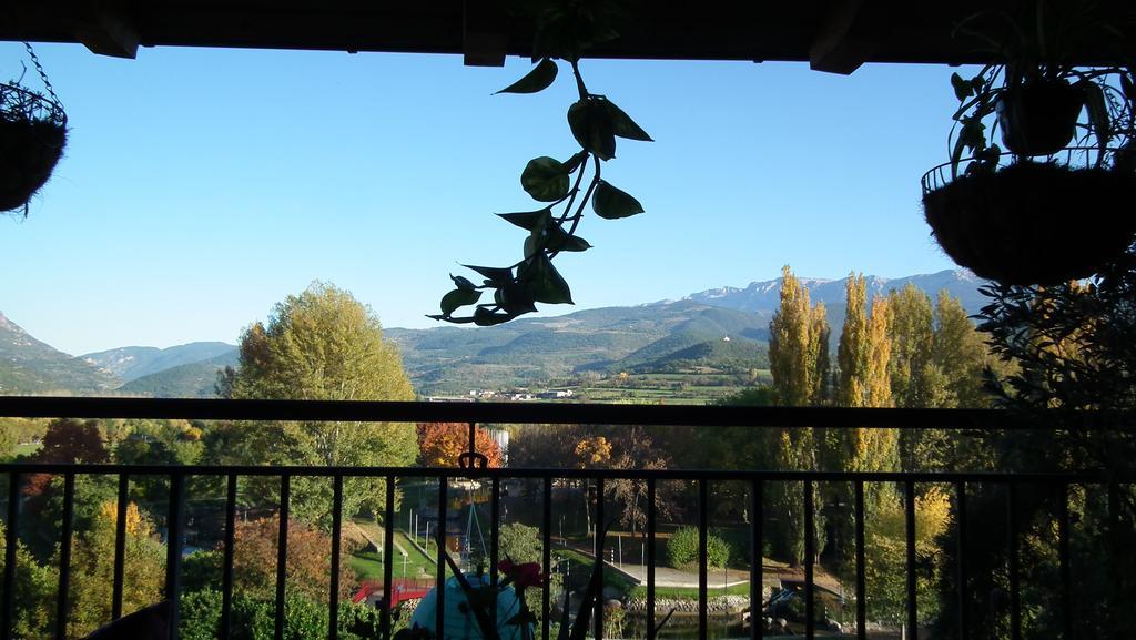 Casa Catharina Bed and Breakfast La Seu d'Urgell Eksteriør billede