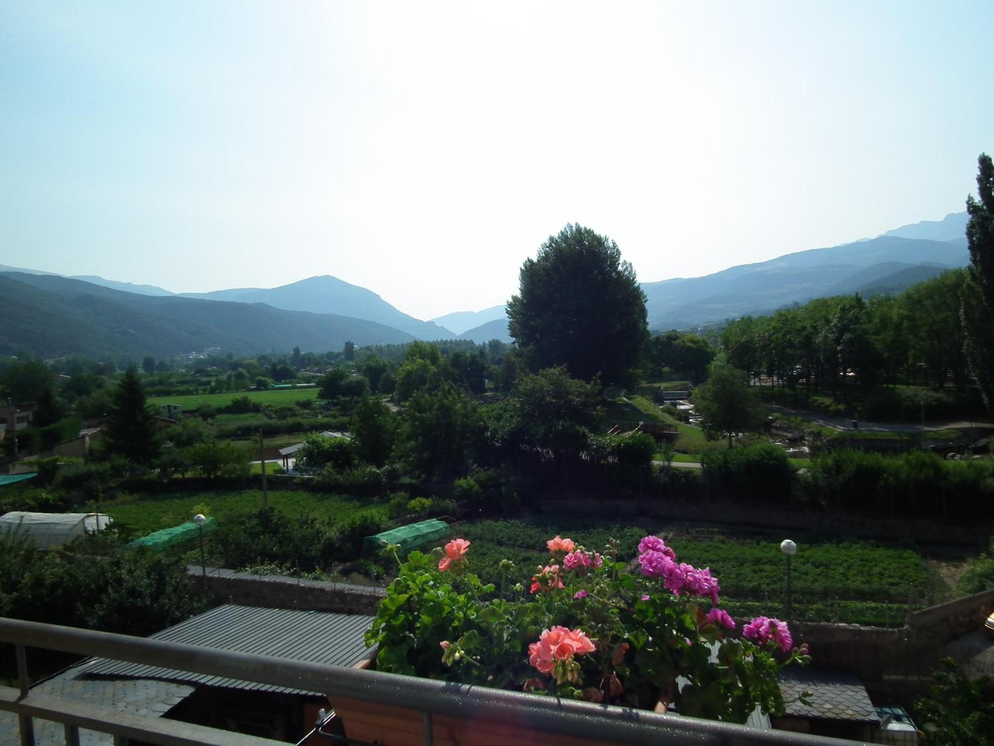 Casa Catharina Bed and Breakfast La Seu d'Urgell Eksteriør billede